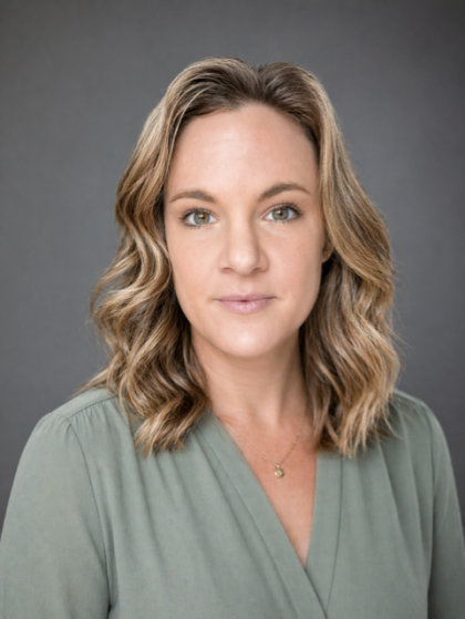 Meg Shay headshot